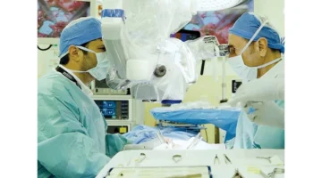 نجاح جديد في كليفلاند كلينك بإجراء أول جراحة روبوتية لإعادة الثدي